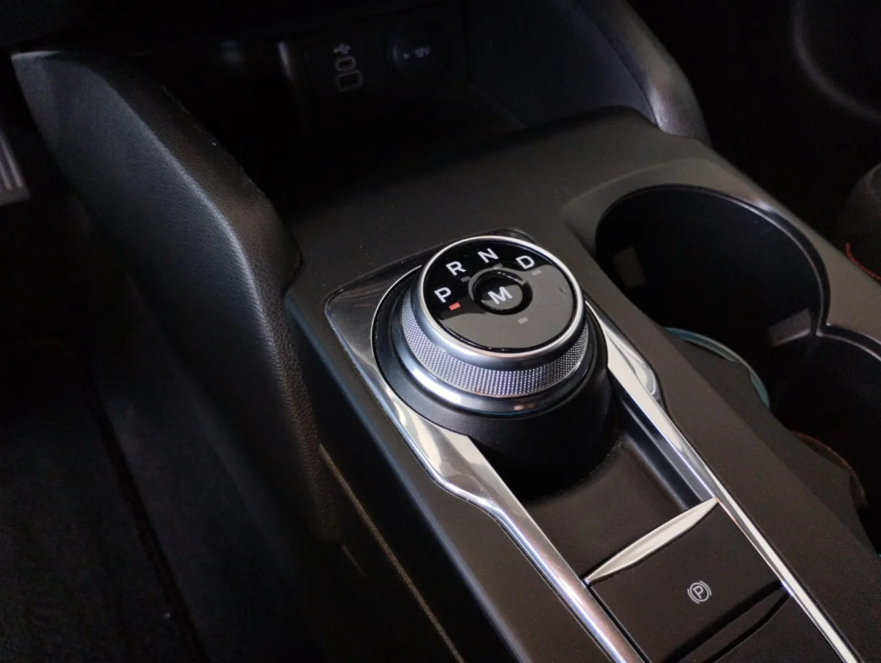 Ford Focus SW St Line Tdci Ecoblue 120 - Caixa Automática 5