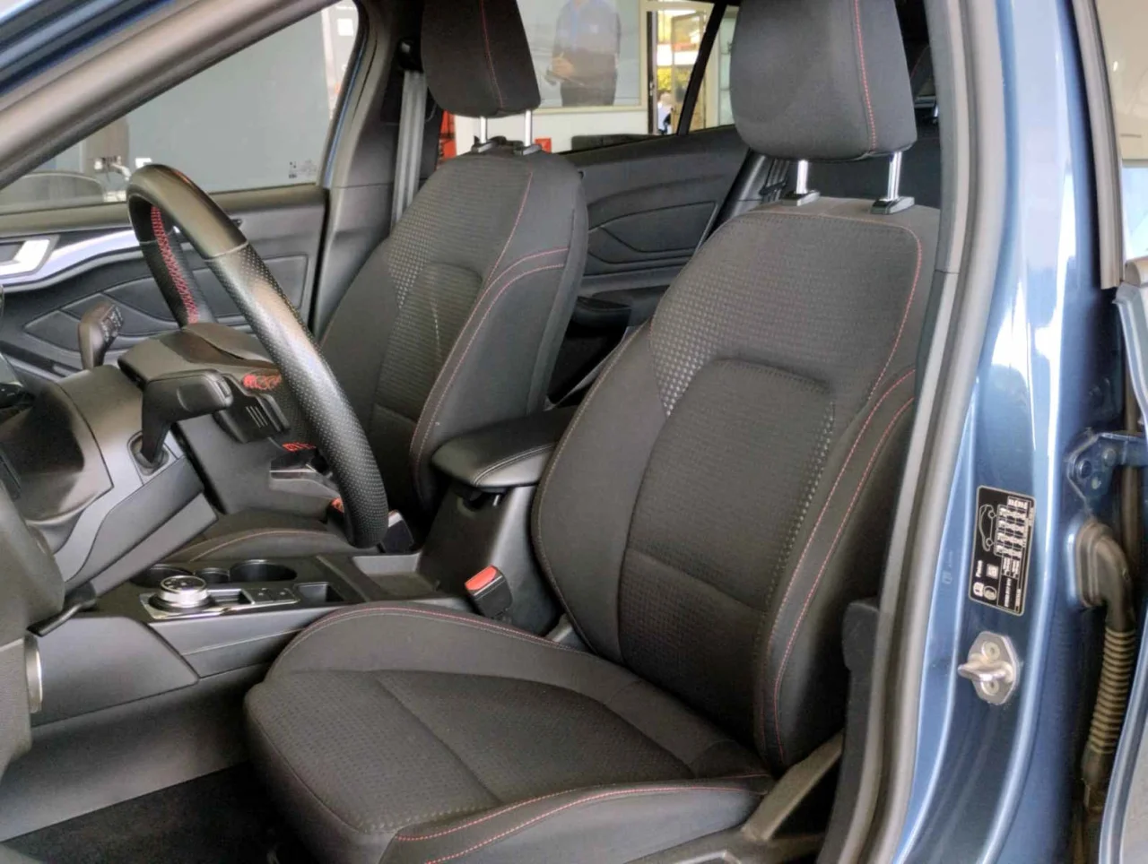 Ford Focus SW St Line Tdci Ecoblue 120 - Caixa Automática 7