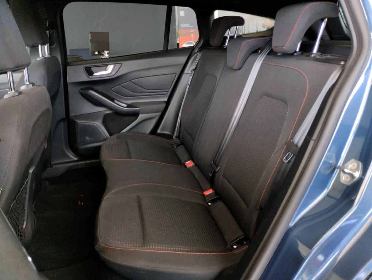 Ford Focus SW St Line Tdci Ecoblue 120 - Caixa Automática 8