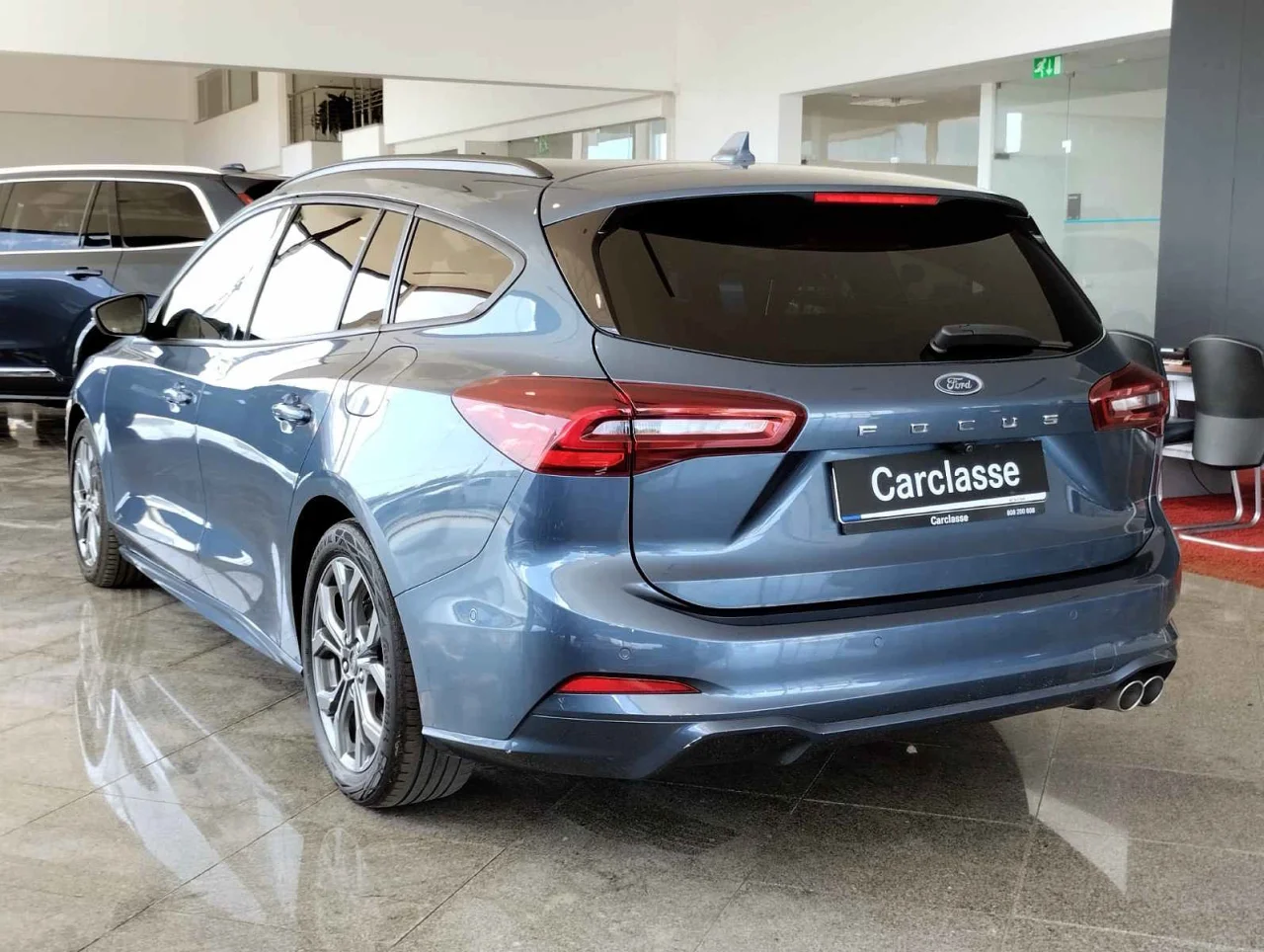 Ford Focus SW St Line Tdci Ecoblue 120 - Caixa Automática 12