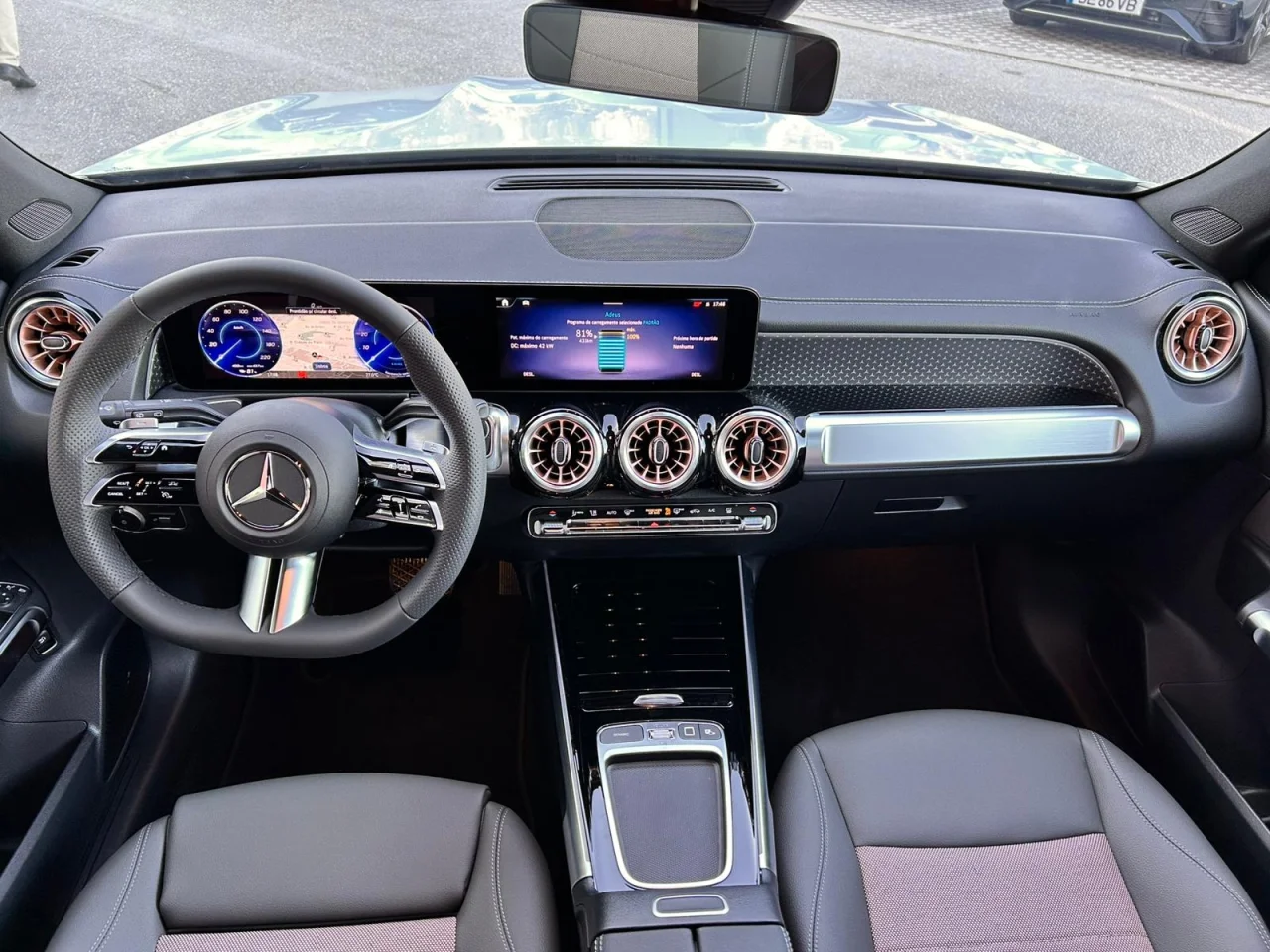 Mercedes Classe EQB 250+ Eletric Art Advanced Plus 7 Lugares 1