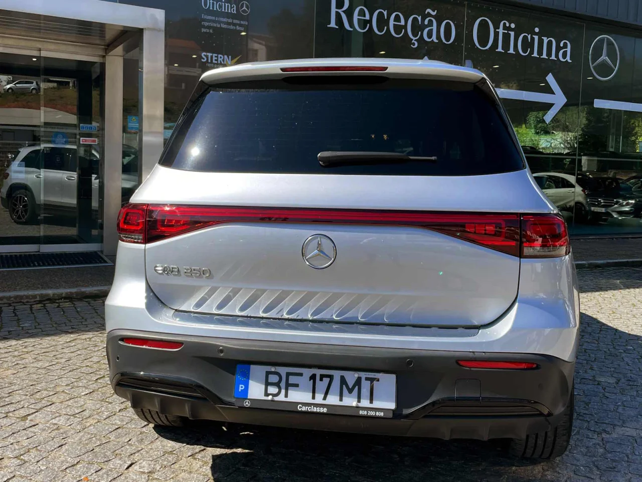 Mercedes EQB 250 AMG 7