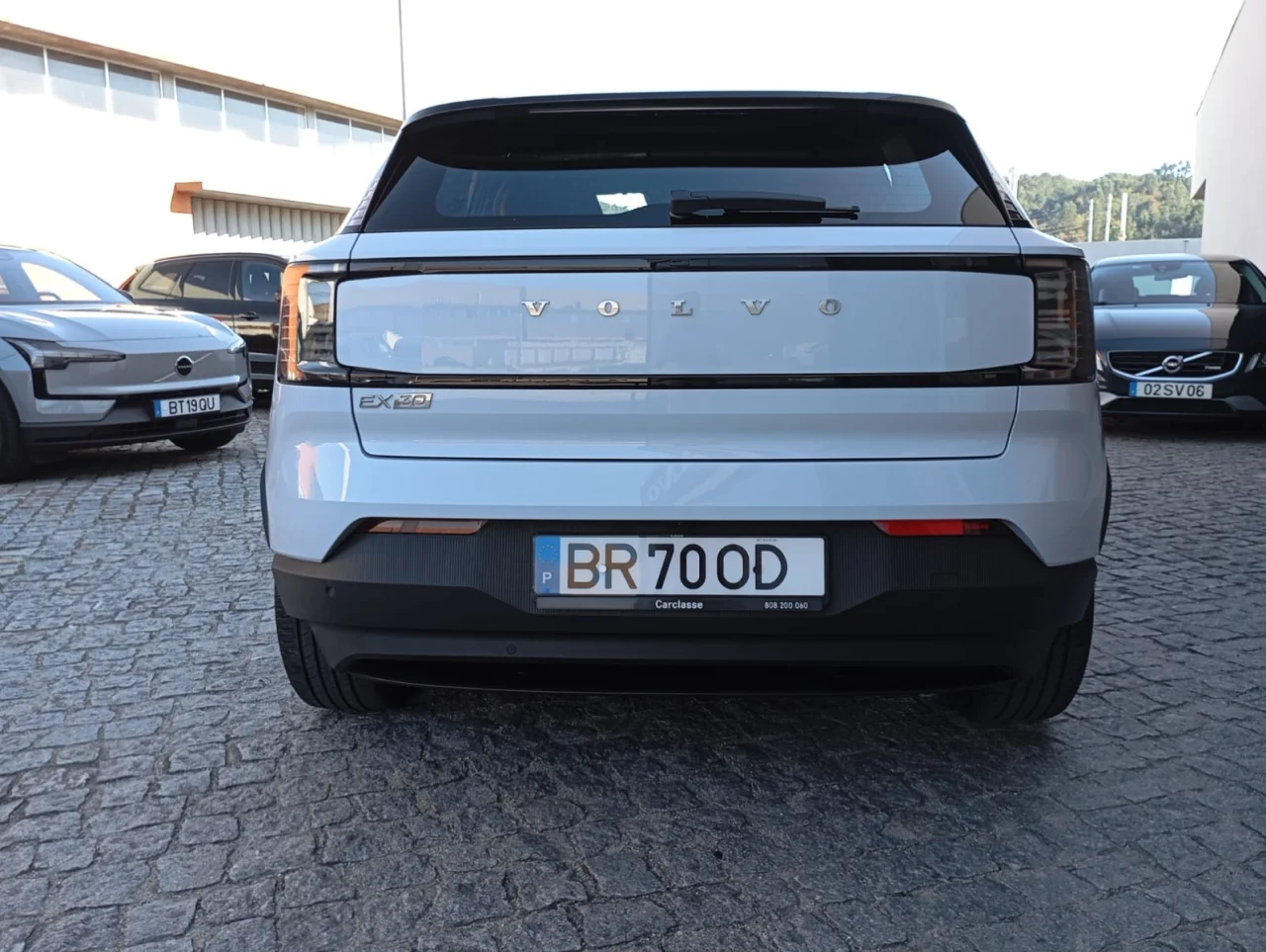 Volvo EX30 Single Motor 272cv Plus 51 kWh 9