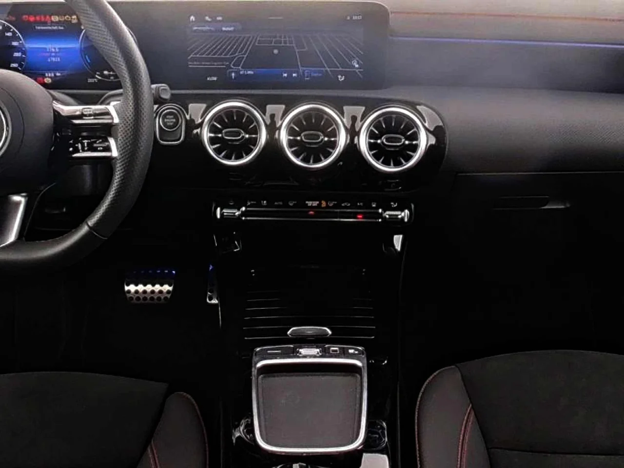 Mercedes CLA 250e Shooting Brake AMG Advanced Plus 7