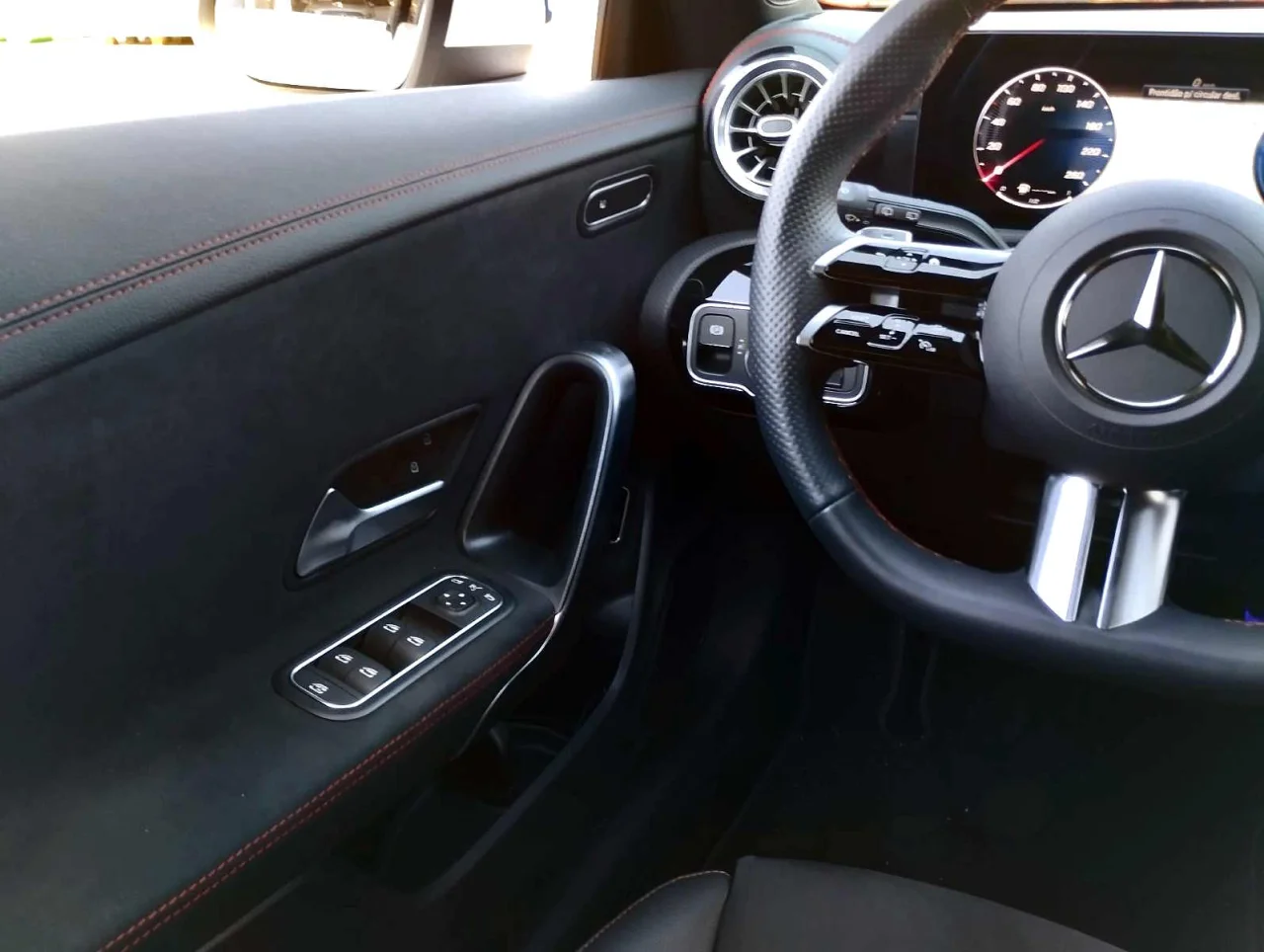 Mercedes CLA 250e Shooting Brake AMG Advanced Plus 3