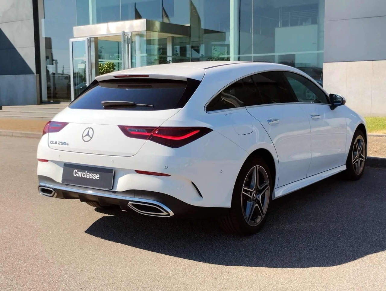 Mercedes CLA 250e Shooting Brake AMG Advanced Plus 12