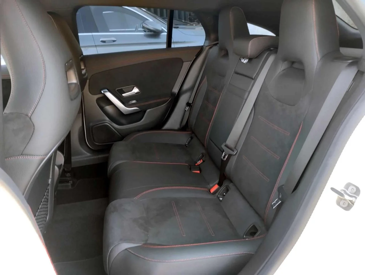 Mercedes CLA 250e Shooting Brake AMG Advanced Plus 10