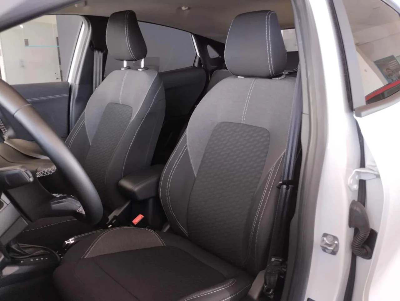 Ford Puma Ecoboost 1.0 125 Cv - Caixa Automática 11