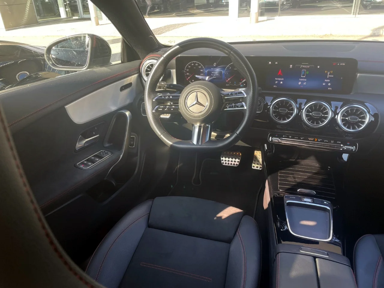 Mercedes Classe CLA 180d Shooting Brake AMG Advanced Plus 1