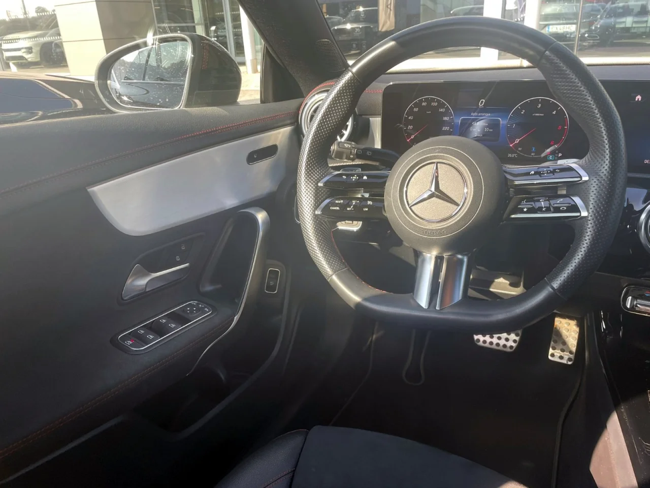 Mercedes Classe CLA 180d Shooting Brake AMG Advanced Plus 2