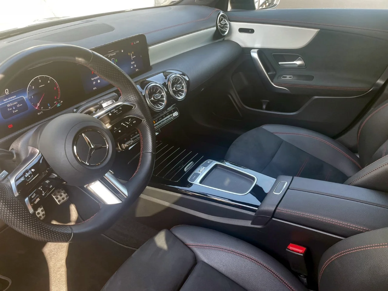 Mercedes Classe CLA 180d Shooting Brake AMG Advanced Plus 5