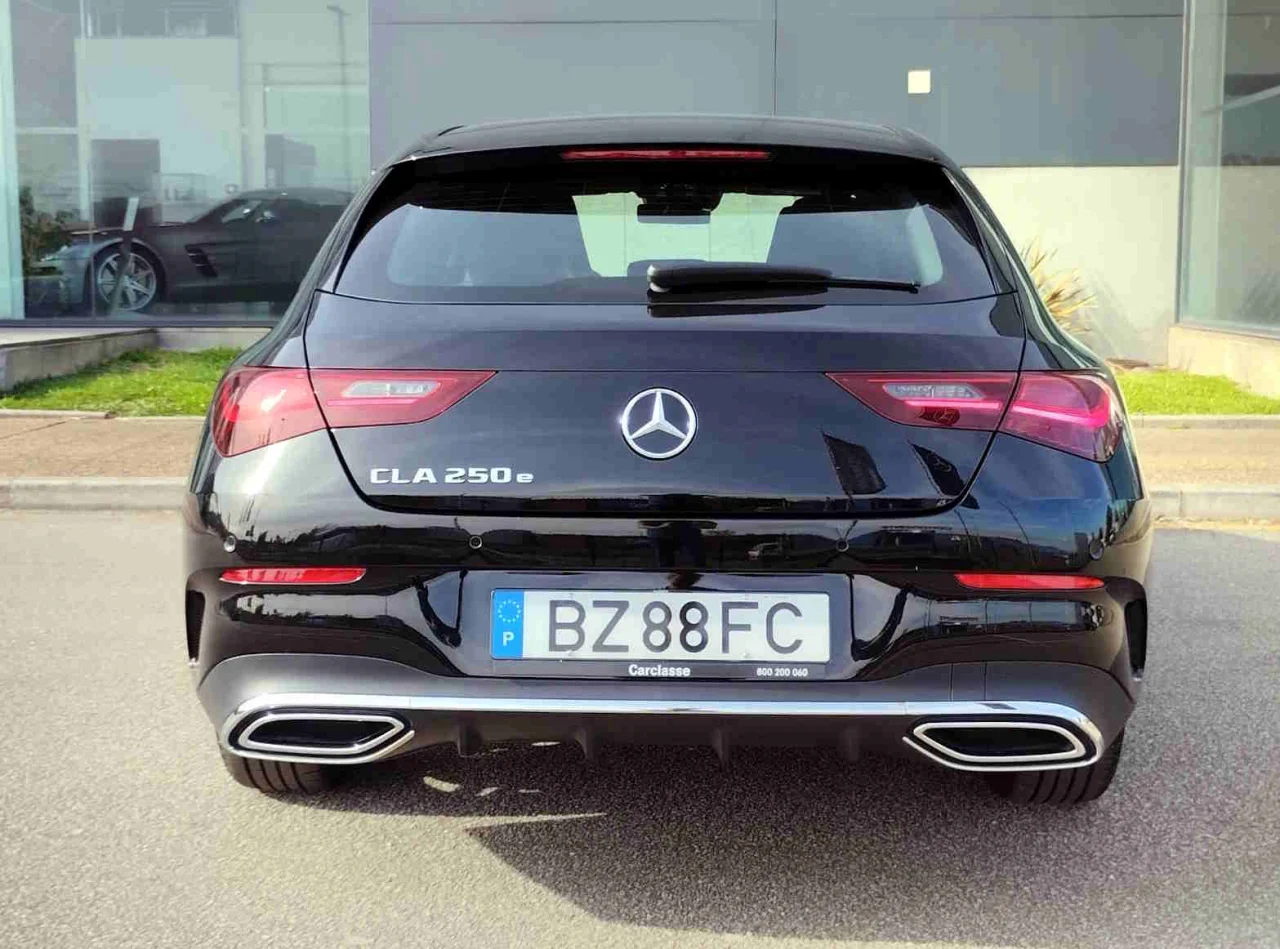 Mercedes Classe CLA 250e Shooting Brake AMG Advanced Plus 17