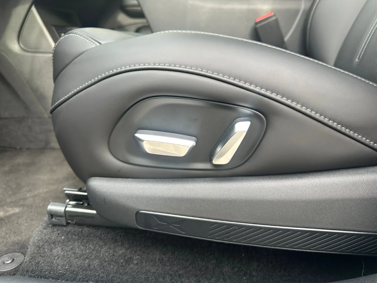 XPeng G6 Long Range 5