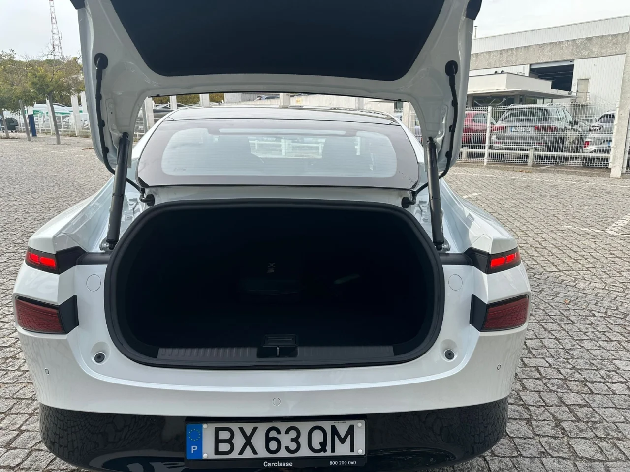 Xpeng P7 Long Range RWD 8