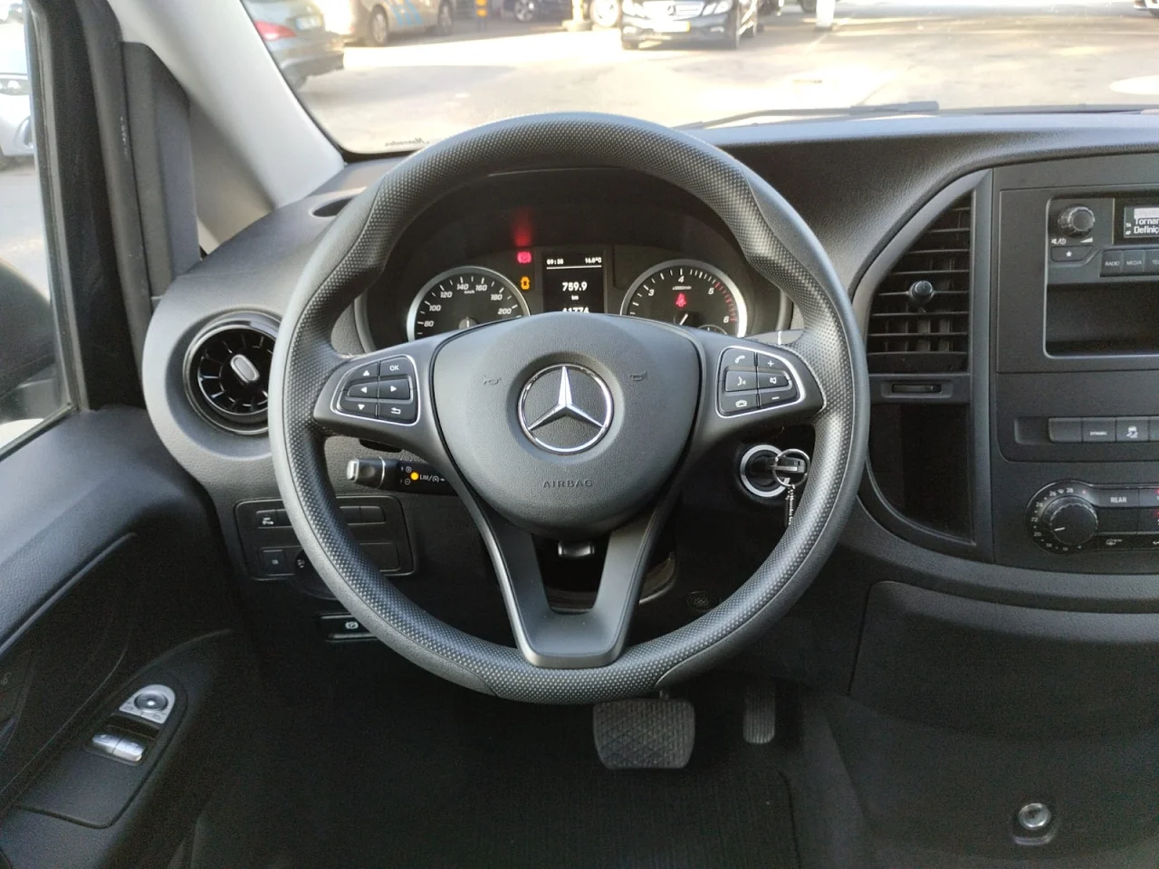 Mercedes Vito 116 CDI Tourer Pro 9 Lugares 3