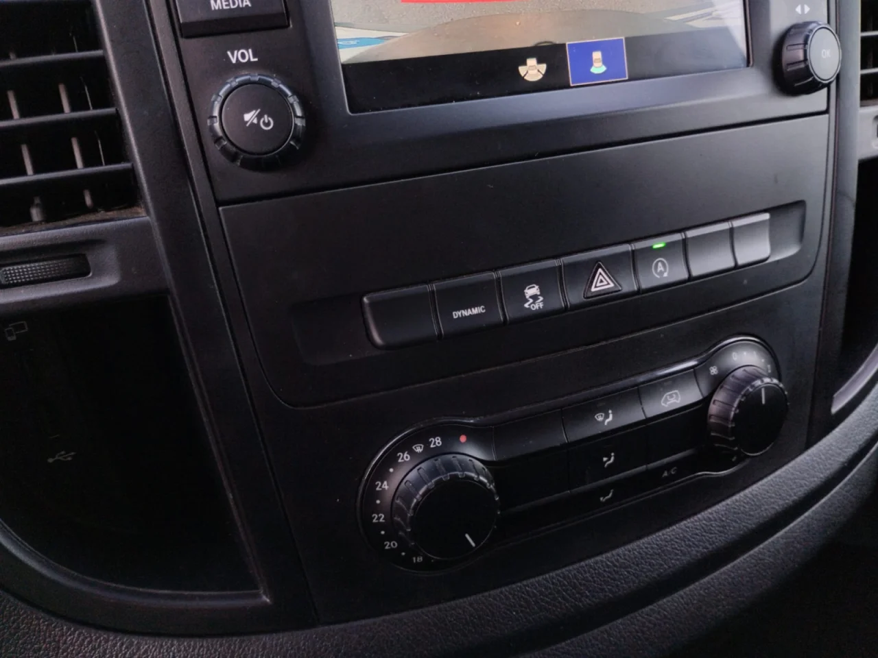 Mercedes Vito 116 / 32 CDI 4