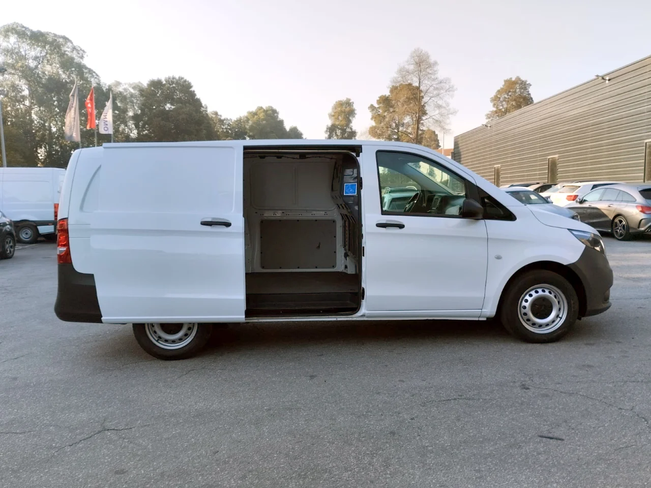 Mercedes Vito 116 / 32 CDI 8