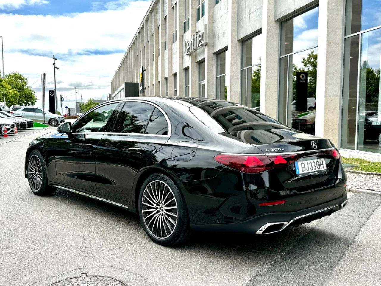 Mercedes Classe E 300e AMG Limousine 4