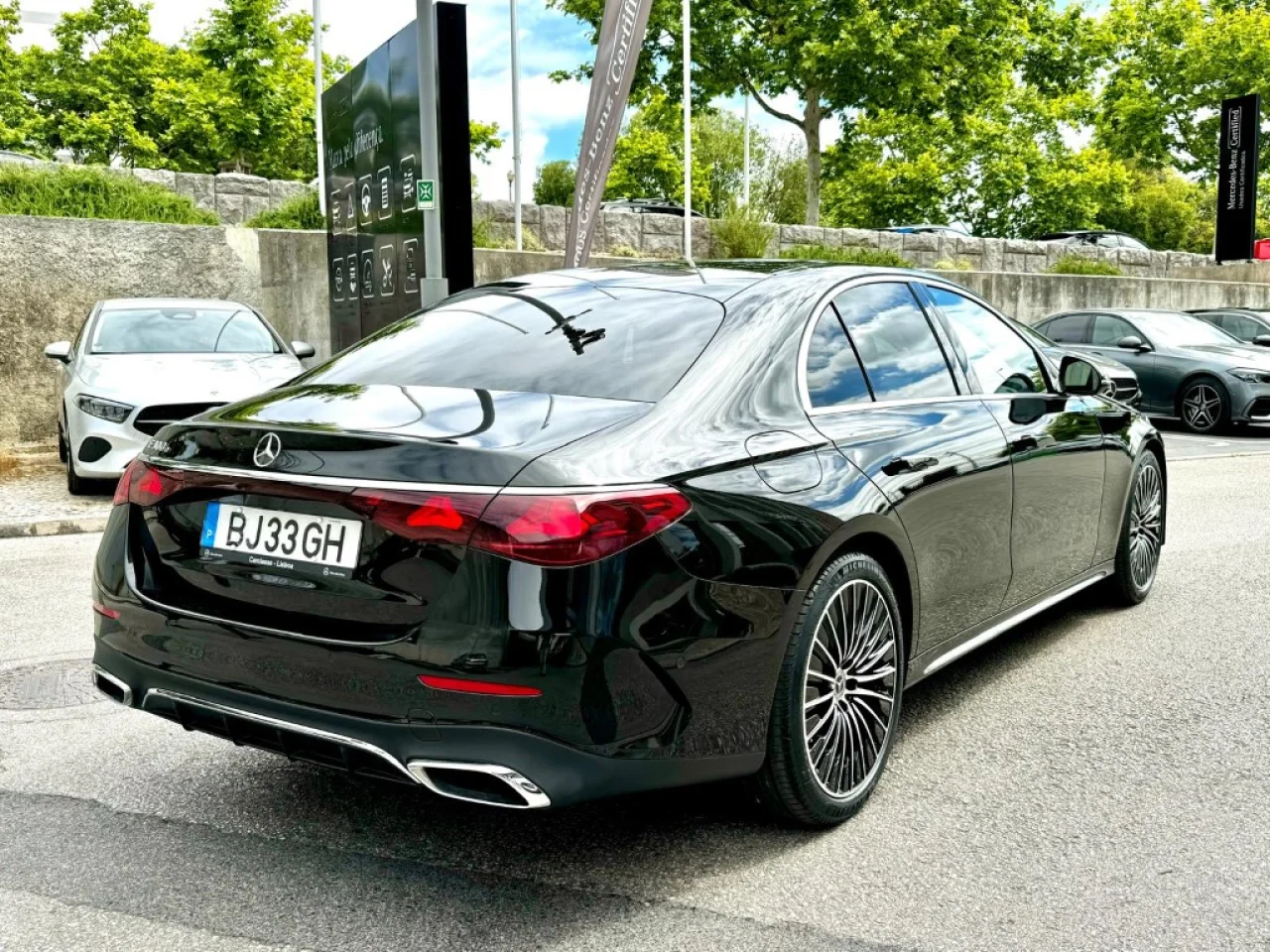 Mercedes Classe E 300e AMG Limousine 5