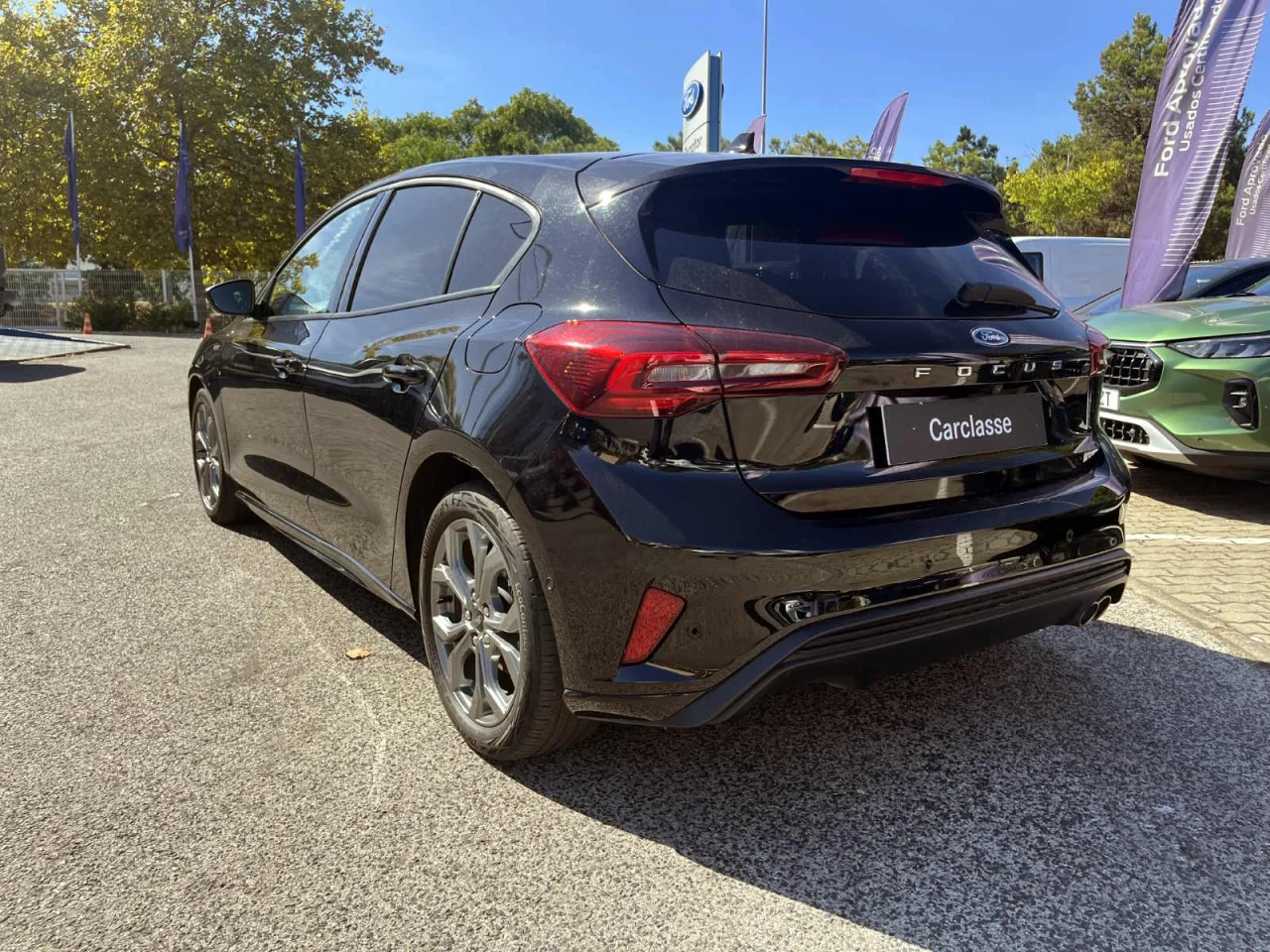 Ford Focus St-Line 1.5 TDCI Caixa Automática 3
