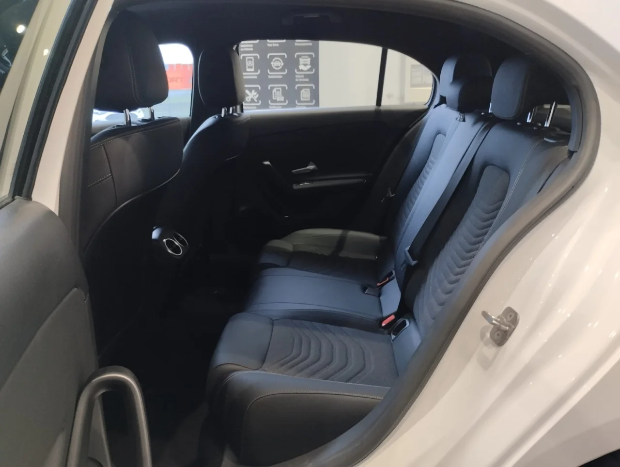 Mercedes Classe A 200 Advanced 6