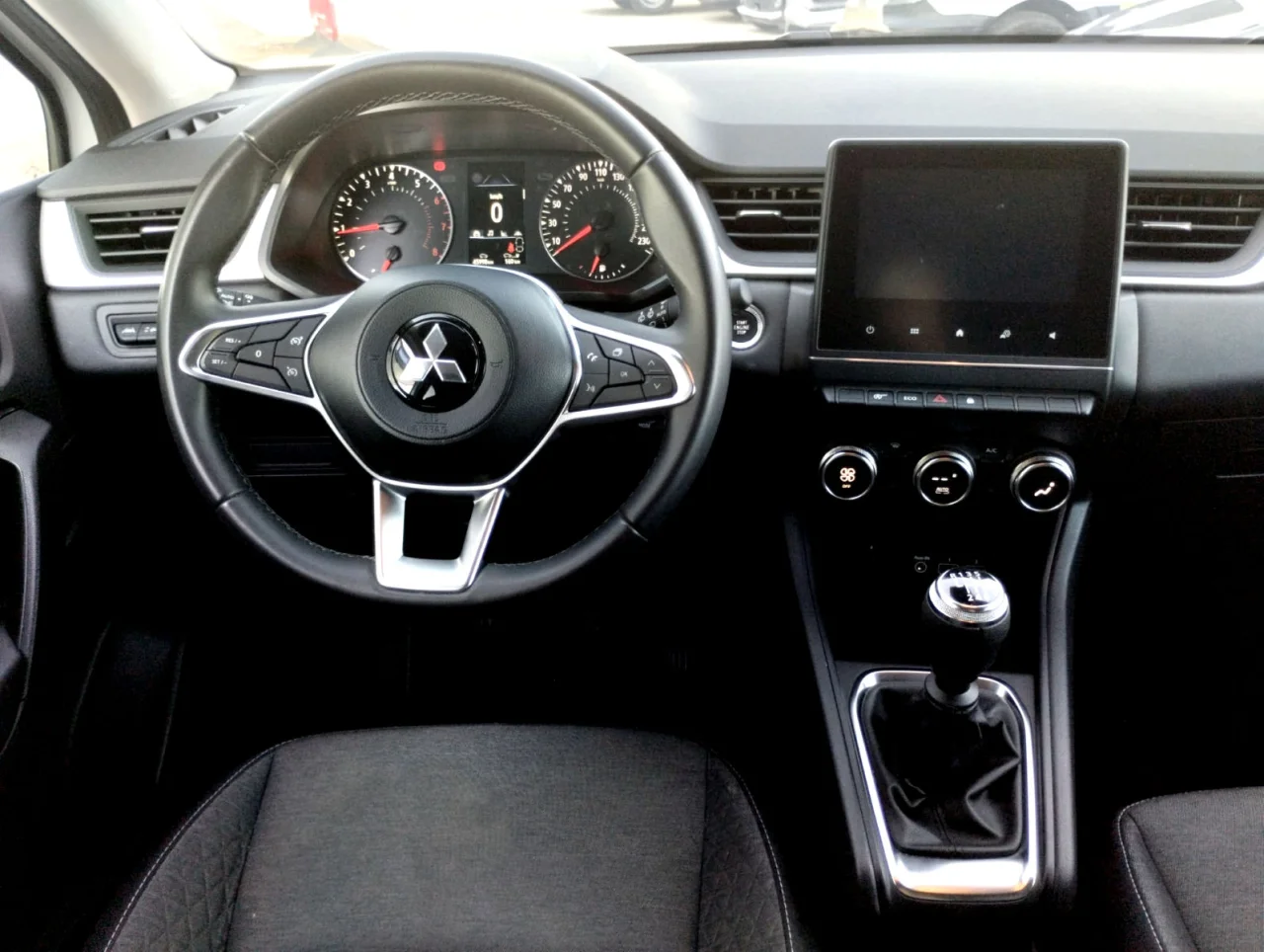 Mitsubishi ASX 1.0 Turbo 2