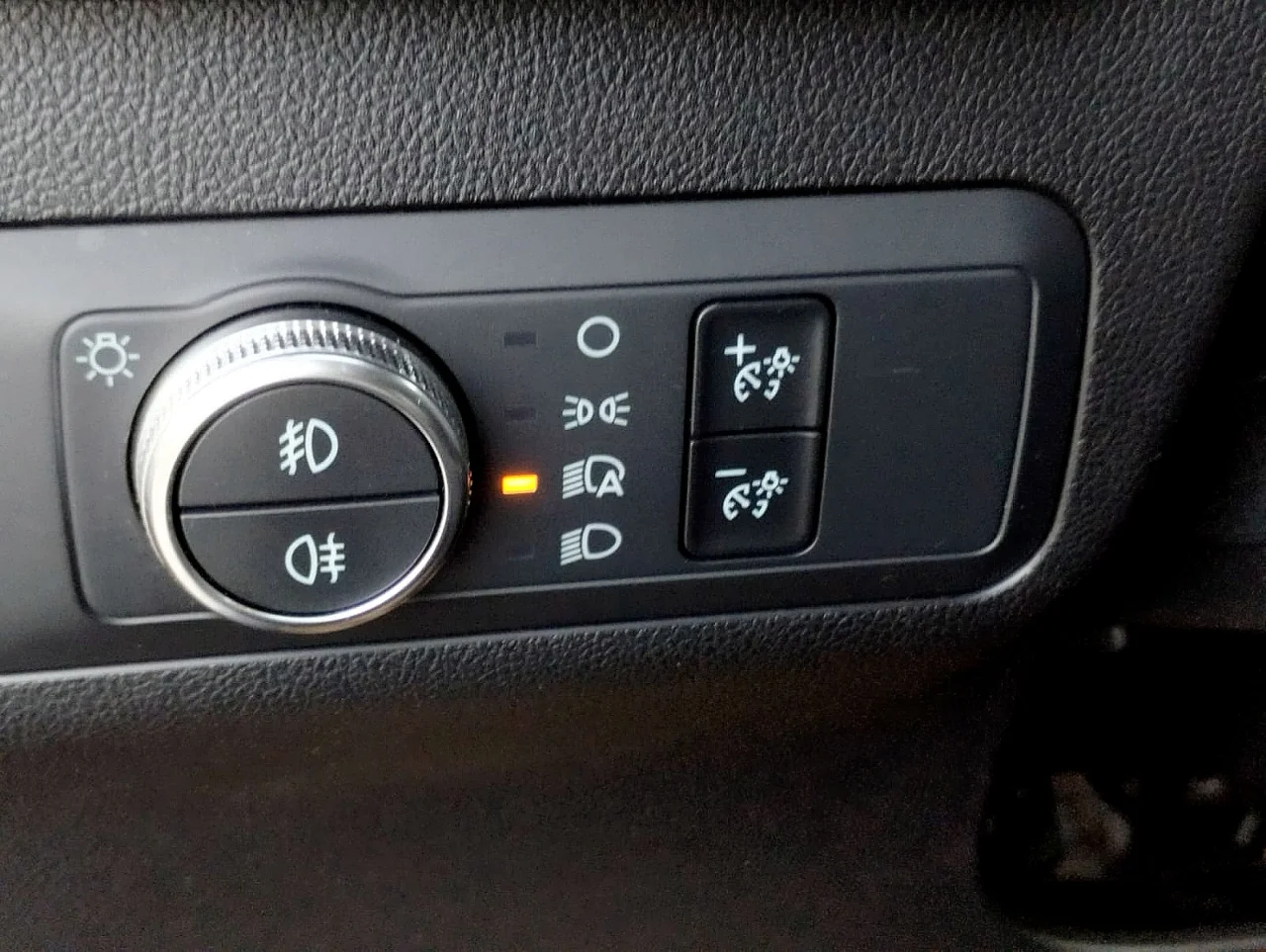 Ford Kuga 1.5 EcoBlue ST Line 120 cv 6