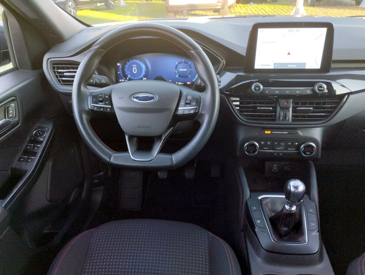 Ford Kuga 1.5 EcoBlue ST Line 120 cv 15