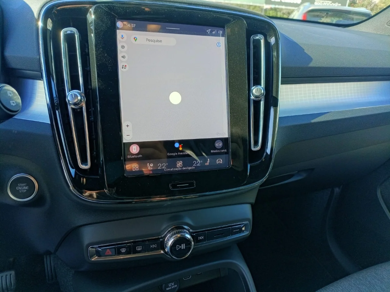 Volvo XC40 B3 Core Auto 4