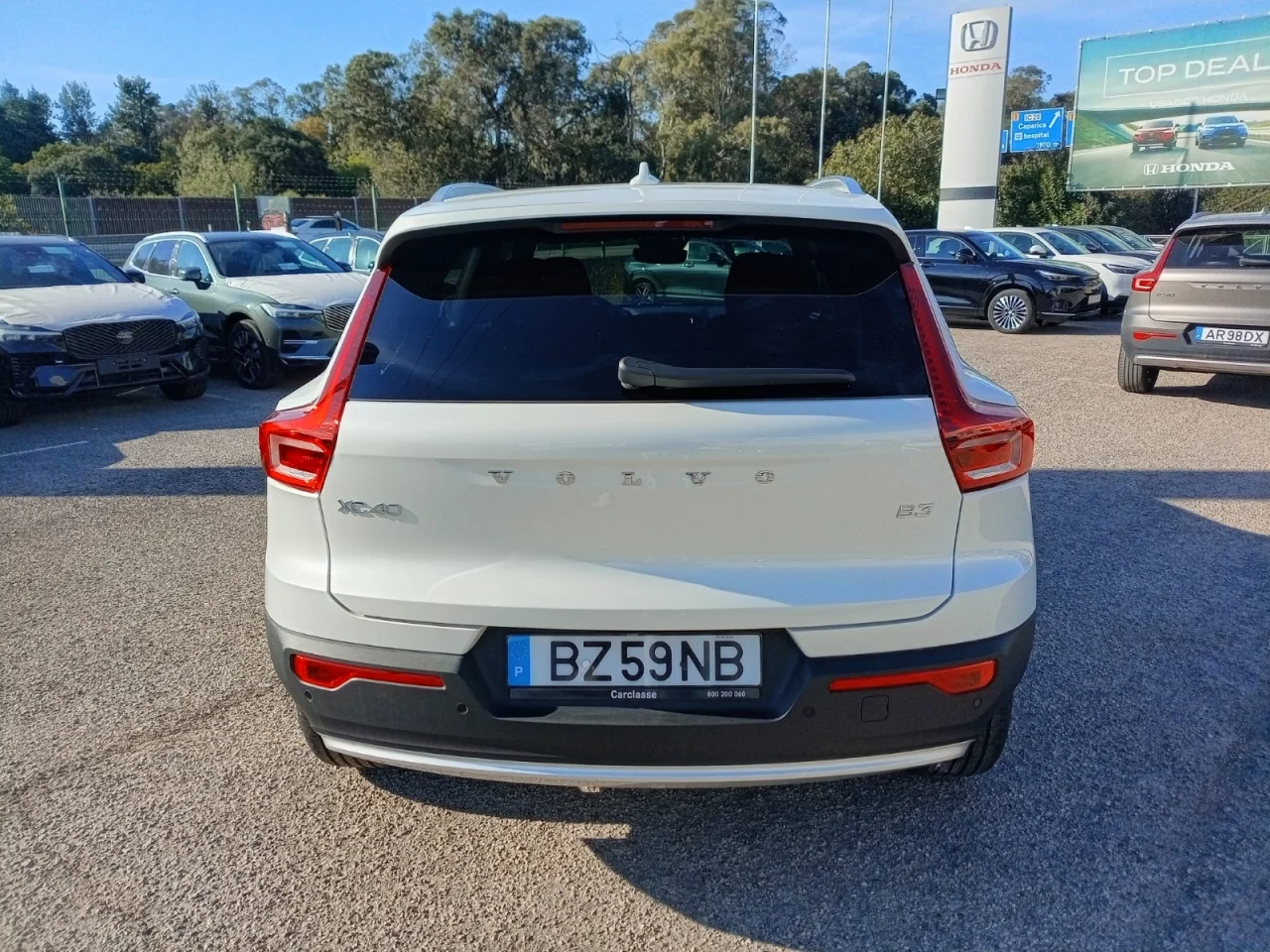 Volvo XC40 B3 Core Auto 11
