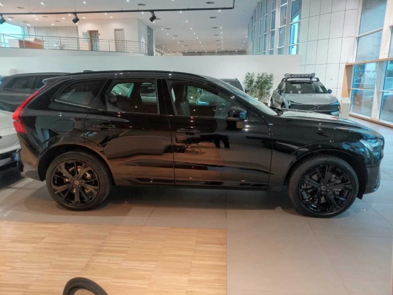 Volvo XC60 T6 Black Edition 7