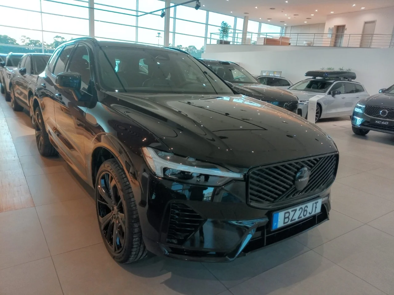 Volvo XC60 T6 Black Edition 16