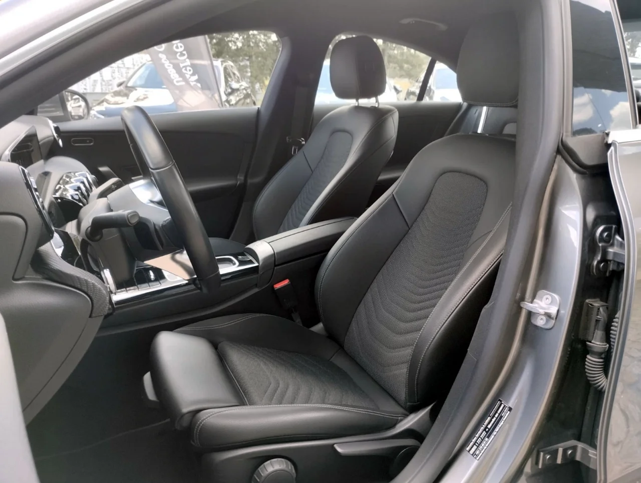 Mercedes Classe CLA 180d Coupé 6