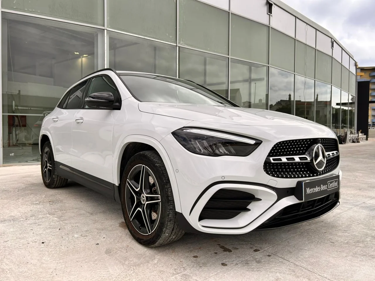 Mercedes Classe GLA 250e AMG Premium 8