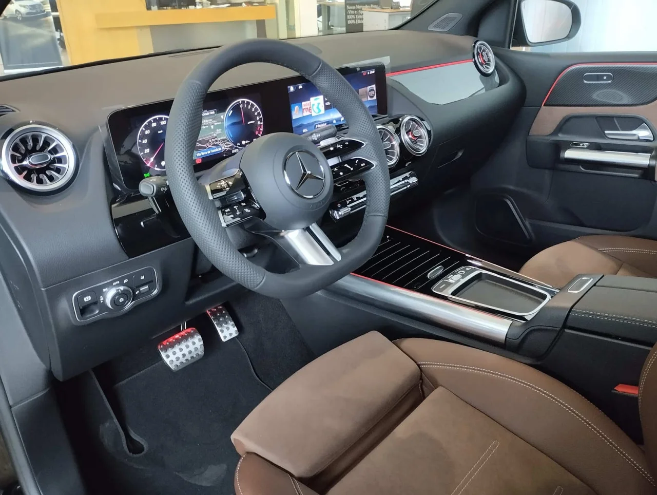 Mercedes Classe B 250e AMG 1