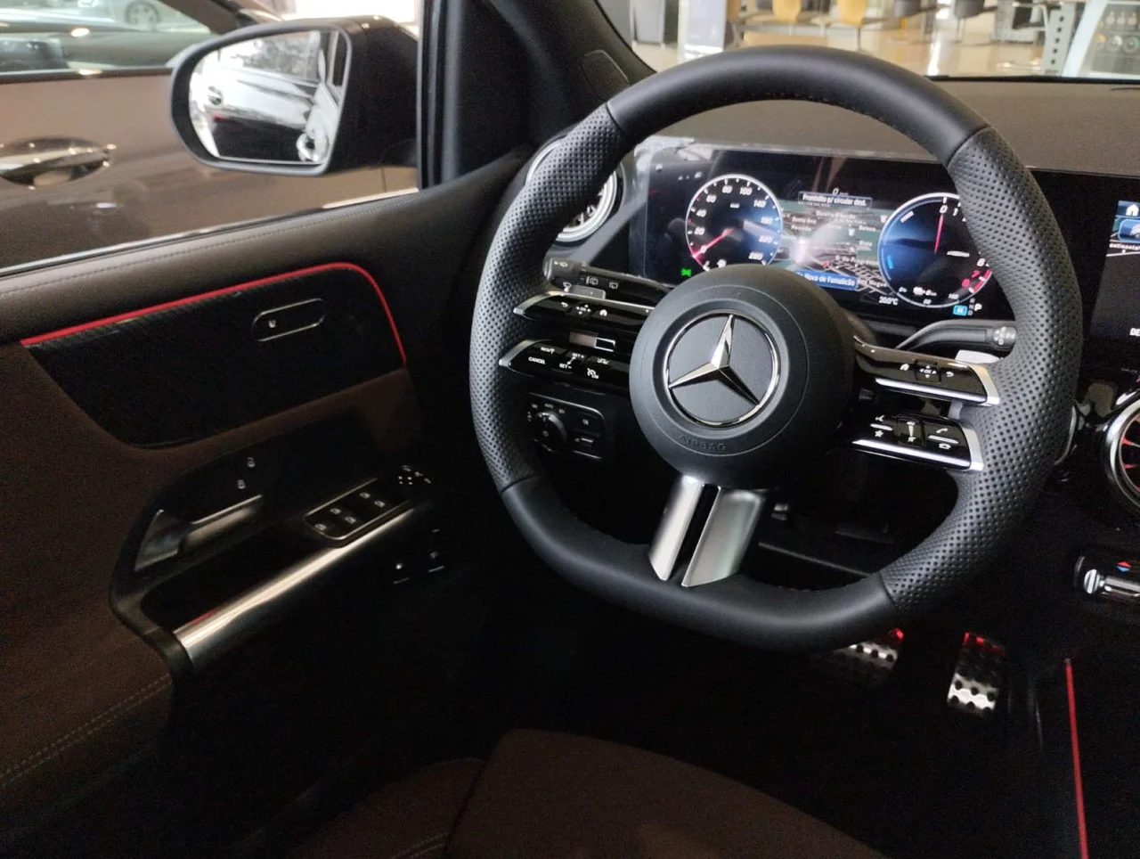 Mercedes Classe B 250e AMG 4