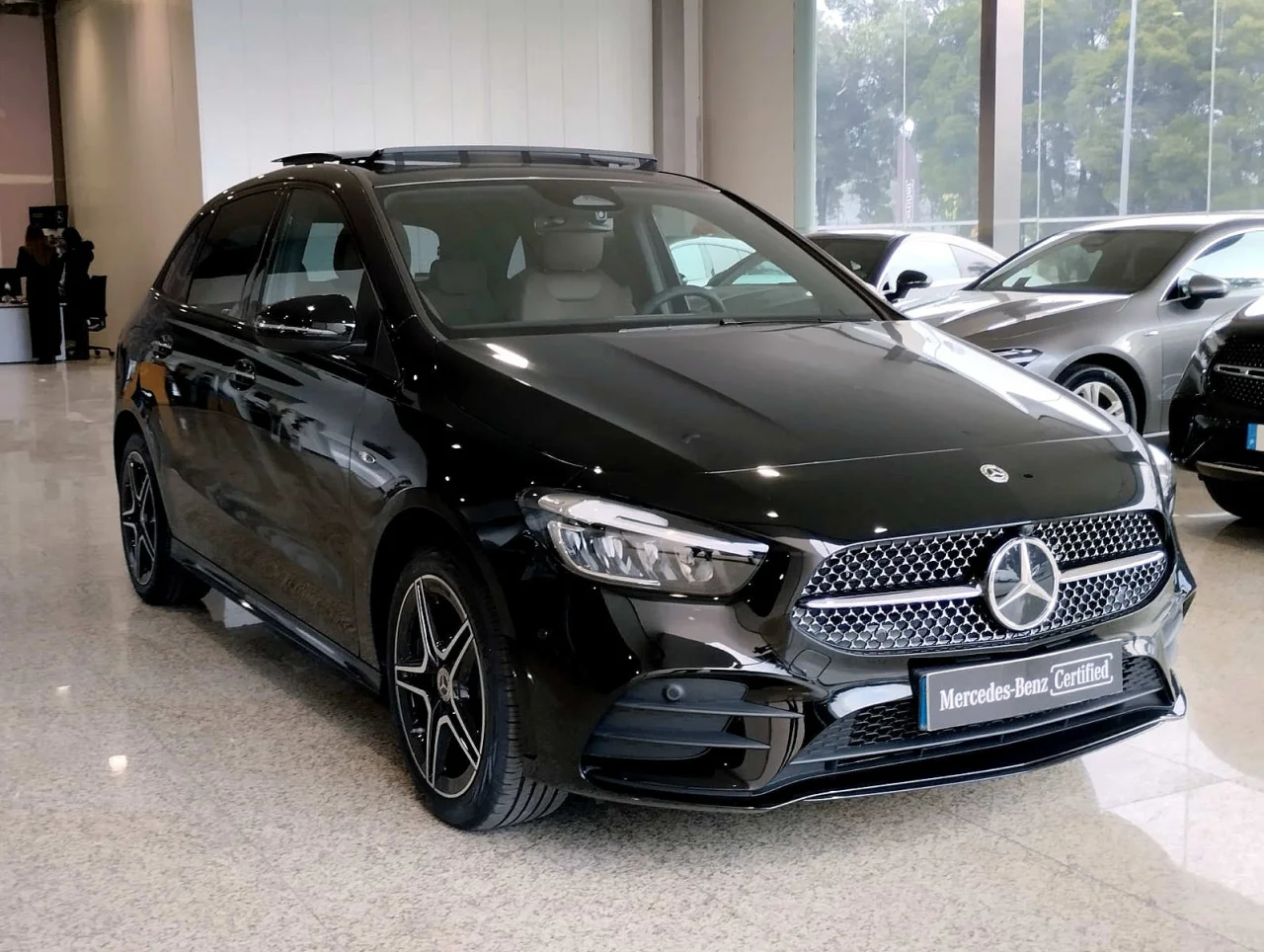 Mercedes Classe B 250e AMG 17
