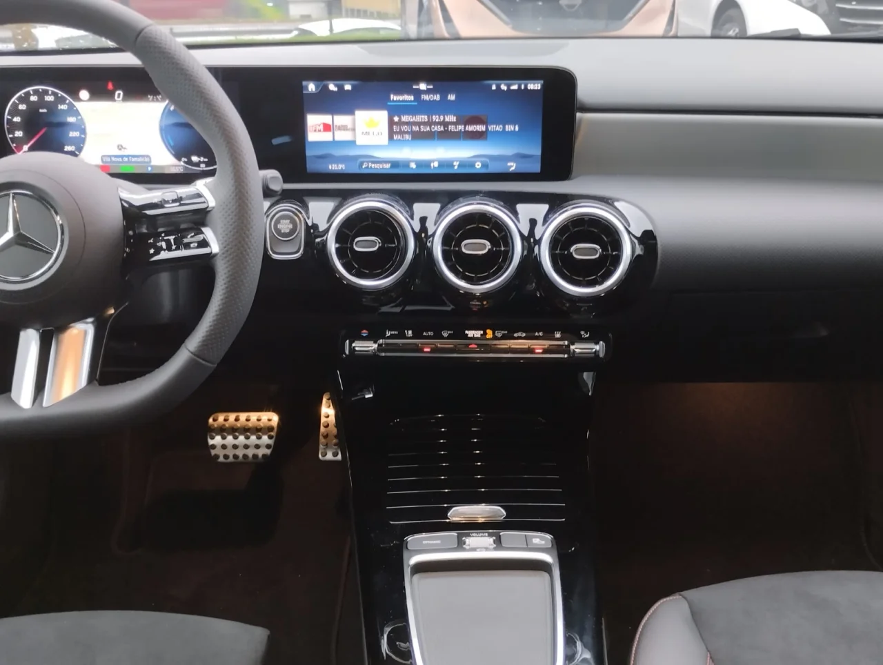 Mercedes Classe A 250e AMG 3