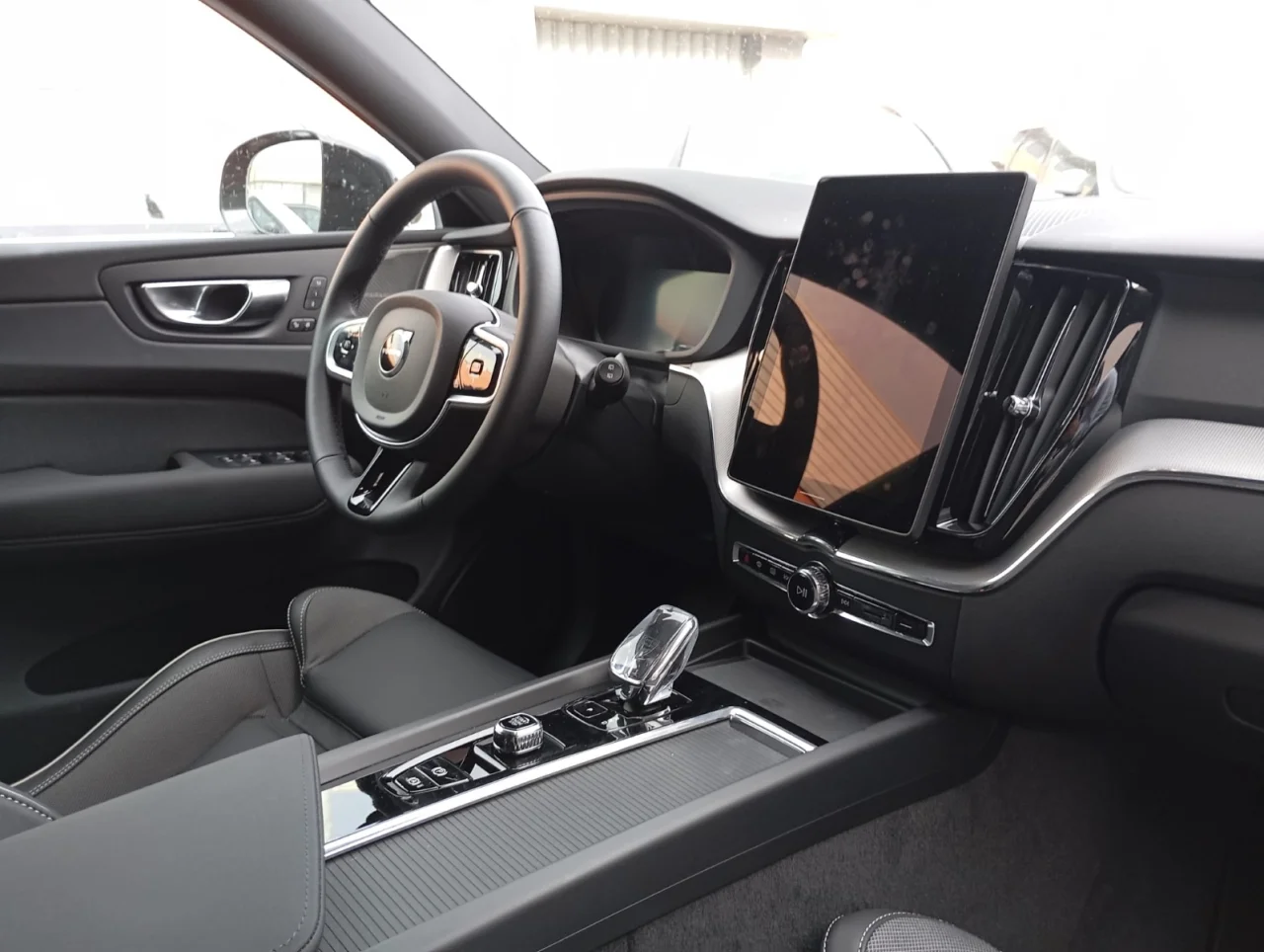 Volvo XC60 T6  Black Edition 1