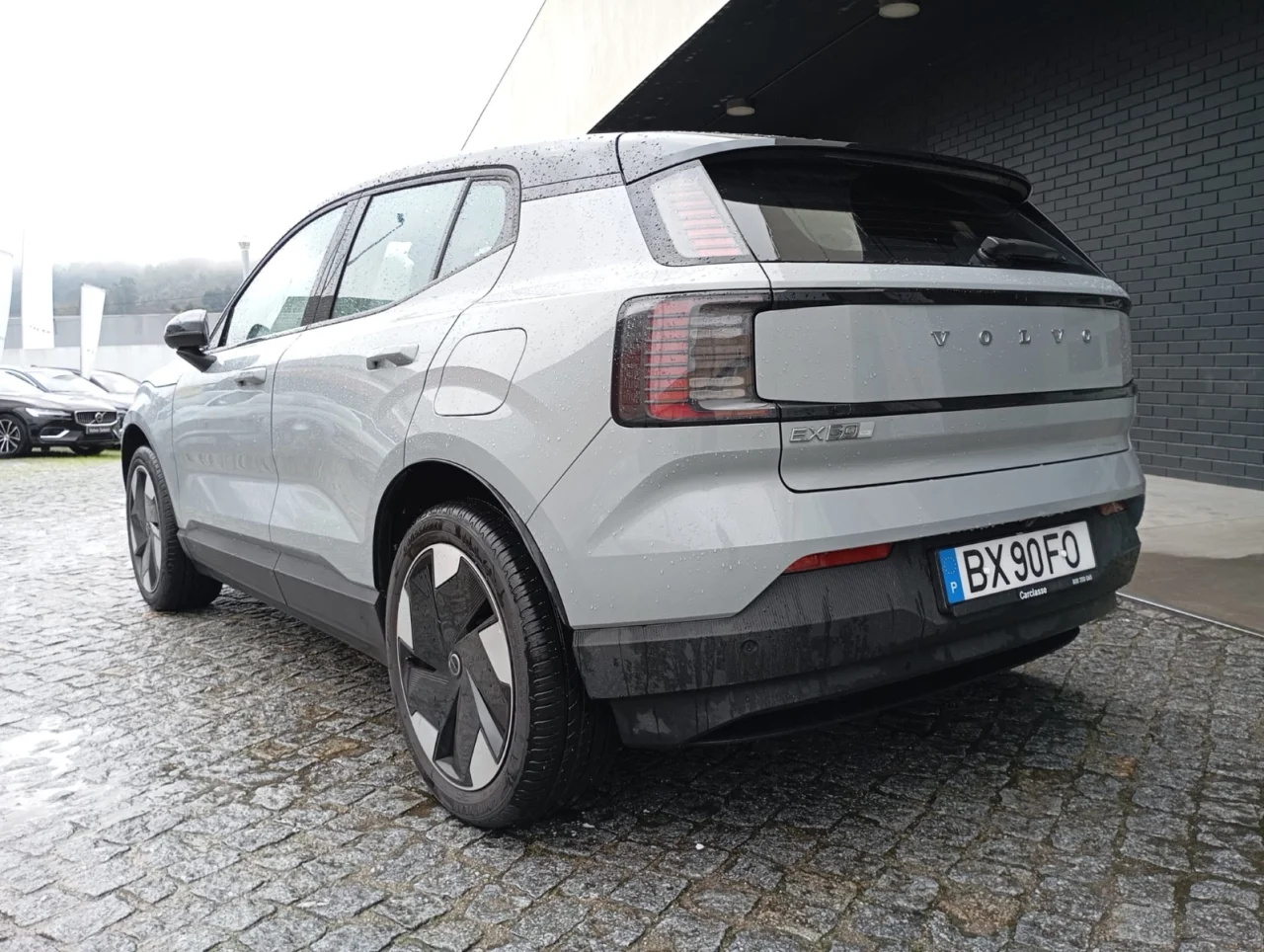 Volvo EX30 Extended Range Plus 5