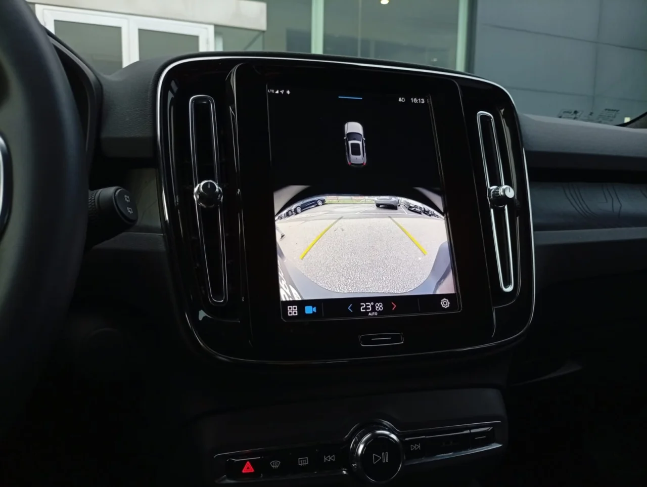 Volvo XC40 	Recharge Plus Single Motor 4