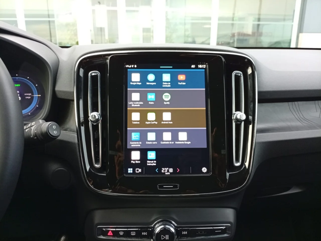 Volvo XC40 	Recharge Plus Single Motor 9