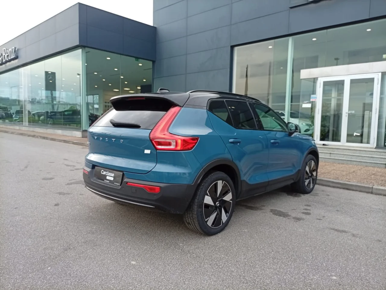 Volvo XC40 	Recharge Plus Single Motor 13