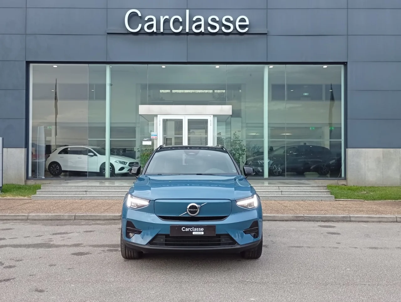 Volvo XC40 	Recharge Plus Single Motor 16