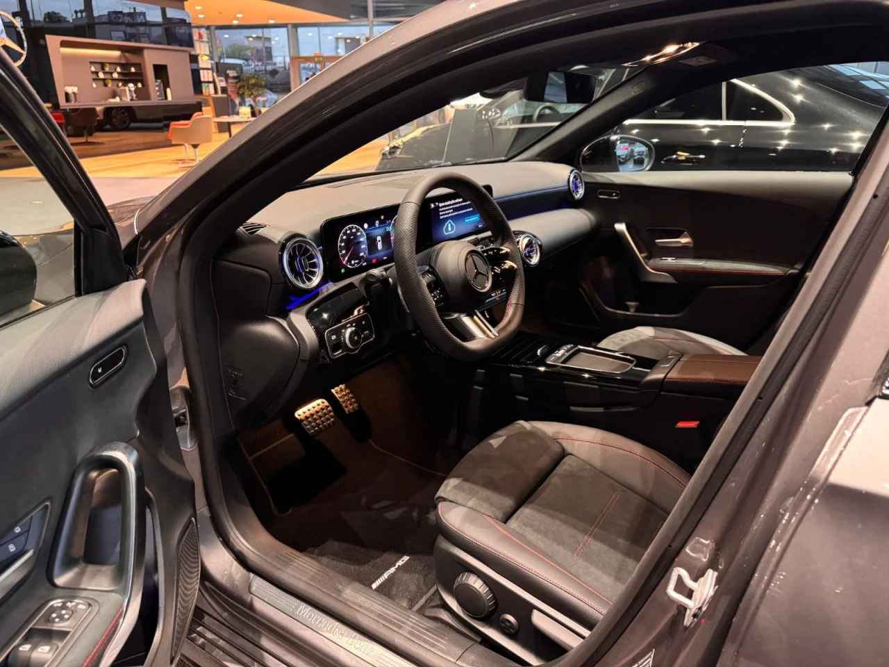 Mercedes Classe A 180d  AMG Advanced Plus 1