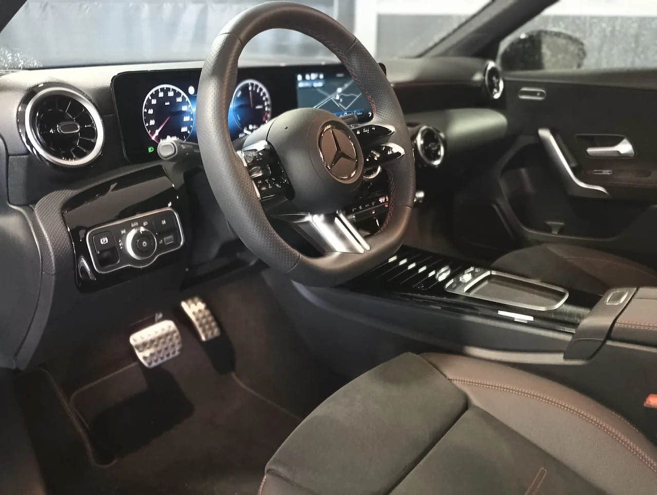 Mercedes Classe A 250e AMG Advanced Limousine 2