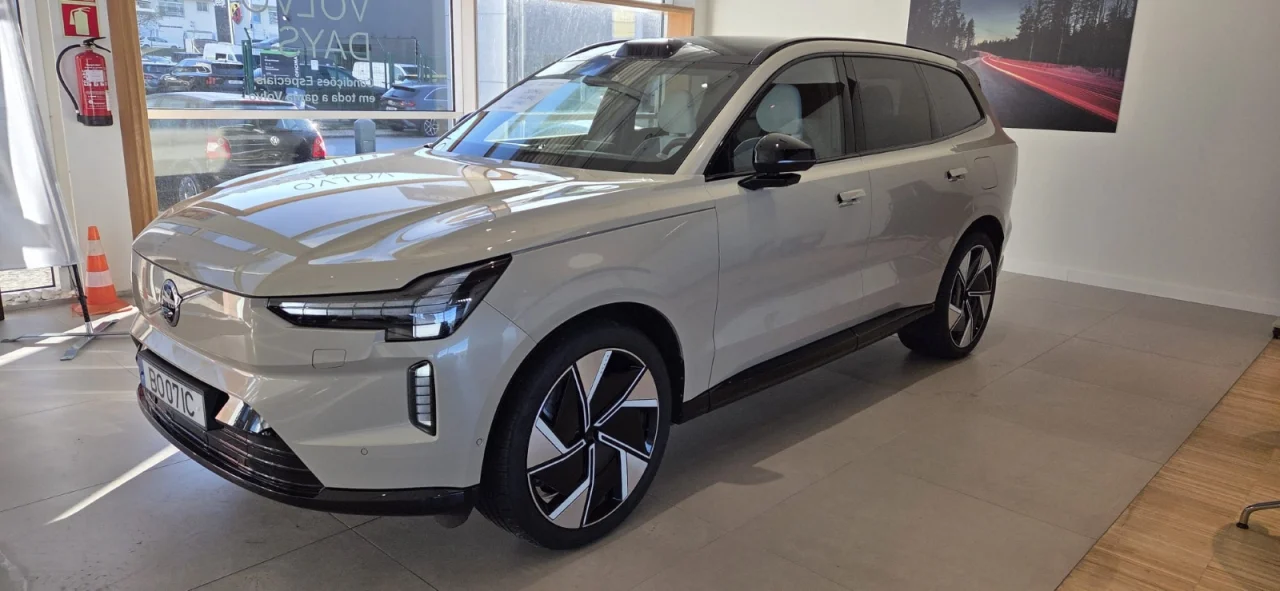 Volvo EX90 Twin Motor Performance Ultra