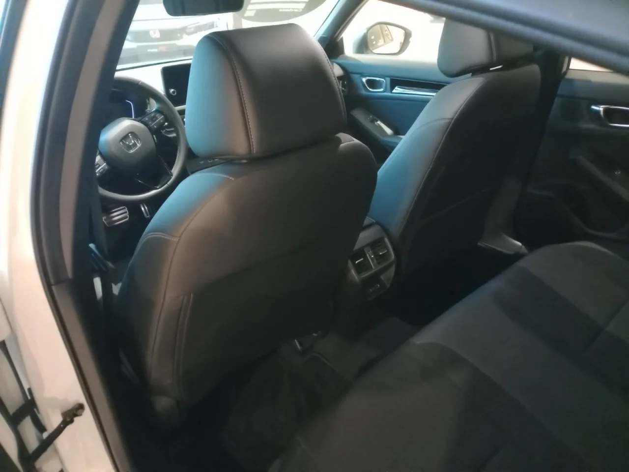 Honda Civic 2.0 i-MMD HEV Sport 3