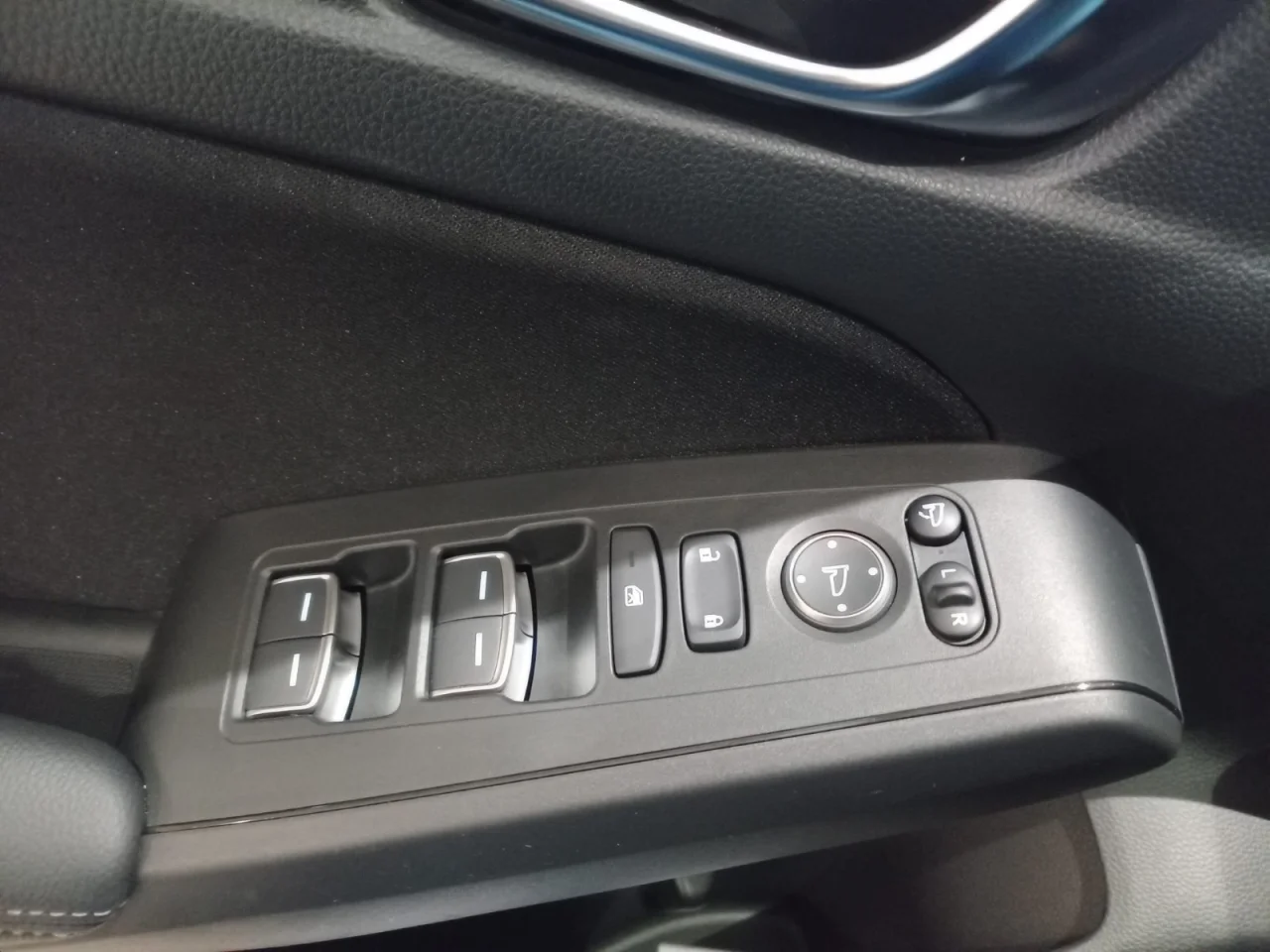 Honda Civic 2.0 i-MMD HEV Sport 8