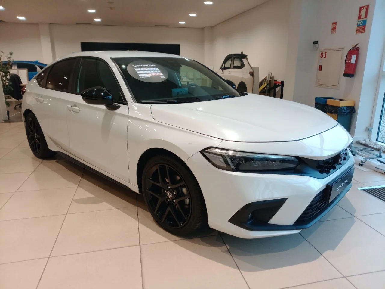 Honda Civic 2.0 i-MMD HEV Sport 12
